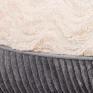 390670-hund-nuzzle-pet-bed-2