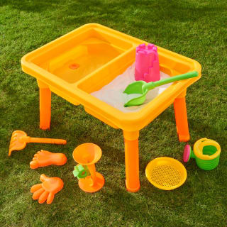 394848-ready-set-summer-sand-and-water-table-3