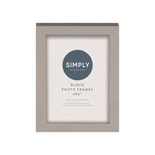 396578-3pk-simply-everyday-block-frames-4x6-grey-2