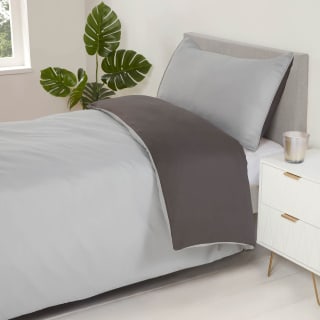 Simply Everyday Reversible Single Duvet Set with Pipe - Grey & Charcoal
