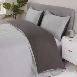 Simply Everyday Reversible King Duvet Set with Pipe - Grey & Charcoal
