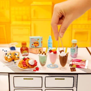 397987-food-diner-miniverse-19