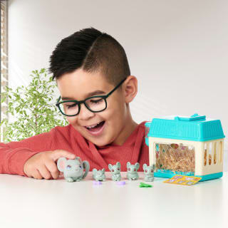 401936-minis-mama-surprise-4