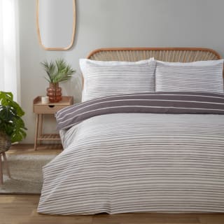 404541-404542-2-pack-2-print-duvet-set-double-king-grey-stripes