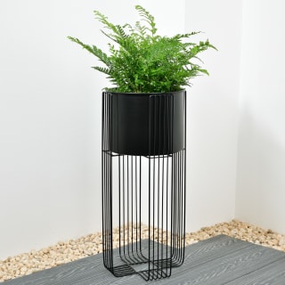 405191-new-york-tall-metal-planter