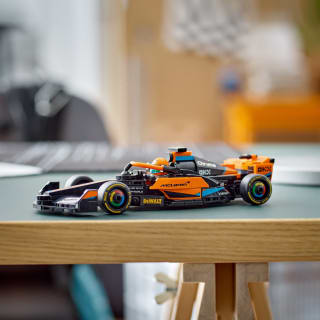 408326-lego-speed-champions-2023mclaren-formula-1-car-4