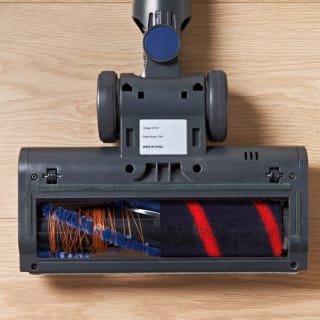 409857-blaupunkt-powerforce-anti-tangle-25_9v-cordless-vacuum-2