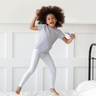 412240-frozen-microphone-2