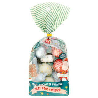 413346-hollow-tree-decorations