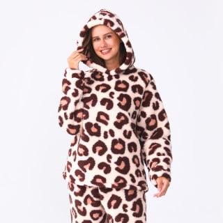 413608-ladies-snuggle-lounge-set-natural-leopard