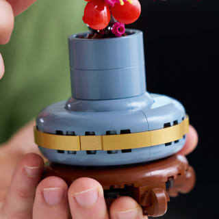 414733-lego-botanical-collection-plum-blossom-2