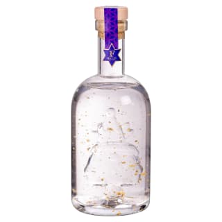 416024-light-up-gonk-gin-liqueur-with-gold-flakes-winter-berries