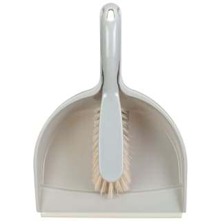 417302-dustpan-and-brush