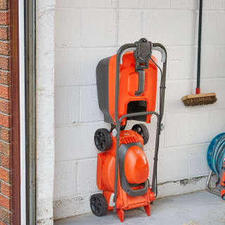 417809-flymo-simplistore-300-3