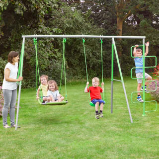 418919-garden-swing-and-climb-set