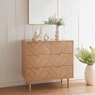 419083-laurel-4-drawer-chevron-chest