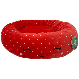 419485-cute-summer-bed-strawberry