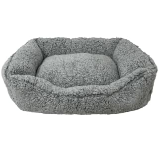420116-square-fleece-bed