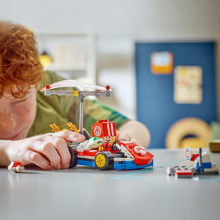 420227-lego-super-mario-mario-cart-and-toad-7