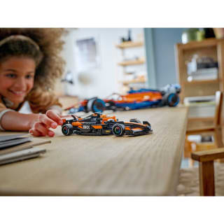 420260-mclaren-f1-team-mcl38-race-car-77251-10