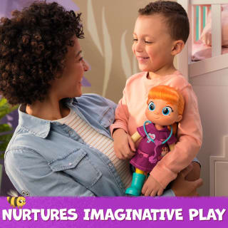 420610-vida-the-vet-doll-6