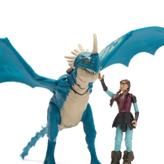 421914-how-to-train-your-dragon-figures-deadly-nadder-and-astrid-2