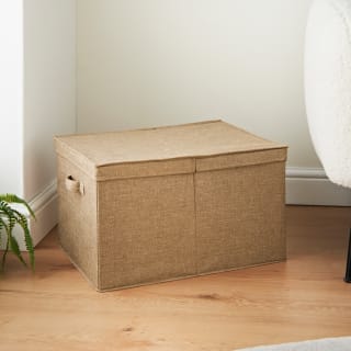422793-brown-foldable-box