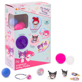 423038-hello-kitty-vending-machine-3