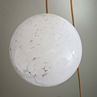 423279-glass-pendant-light-2