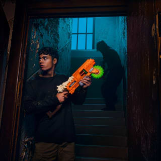 423301-zuru-xshot-insanity-horrorfire-doomspay-4