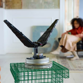 423547-lego-star-wars-kylo-ren-command-shuttle-6