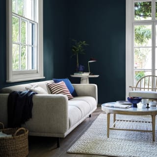 423932-crown-easyclean-matt-emulsion-2_5l-endeavour-2