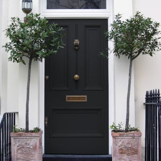 424082-crown-quick-dry-satin-750ml-jet-black-2