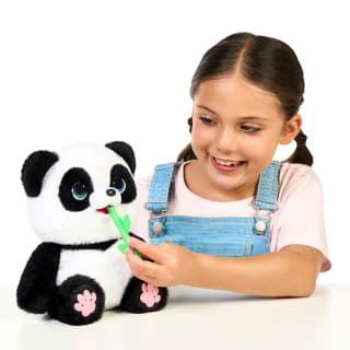 424130-baby-panda-2