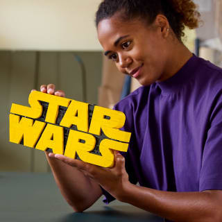 424554-lego-brick-built-star-wars-logo-75407-9