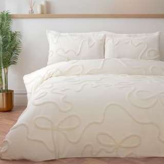 Gabrielle Tufted Bow Duvet Set - King