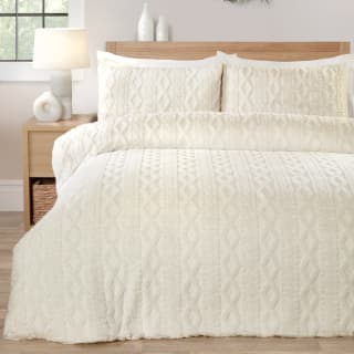 425138-425139-cable-knit-cream-duvet-set-double-king