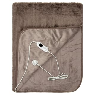 425256-faux-fur-heated-throw-2