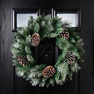 425459-60cm-dusted-wreath-with-pinecones1