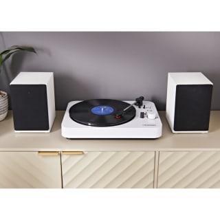 425719-blaupunkt-turntable-and-speakers-4