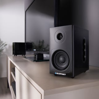 425720-blaupunkt-book-shelf-speakers-black-3
