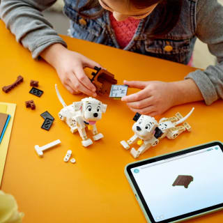 425773-lego-disney-lucky-and-penny-101-dalmatians-puppies-5