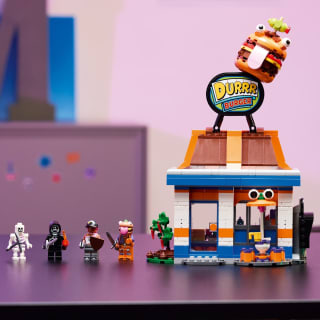 425776-lego-fortnite-durr-burger-restaurant-8