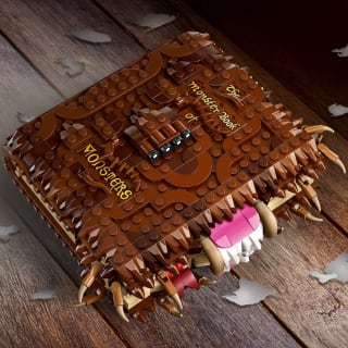 425779-legoharry-potter-chomping-monster-book-of-monsters