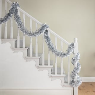 426155-10m-tinsel-garland-2