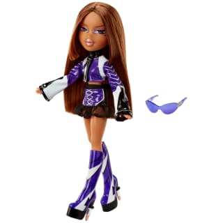 426744-bratz-scorchin-doll-yasmin-2