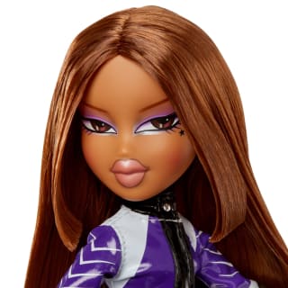426744-bratz-scorchin-doll-yasmin-4