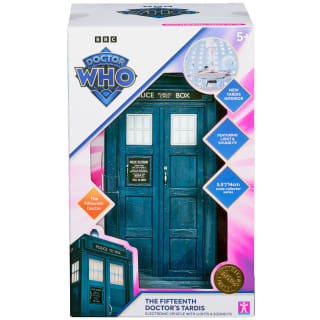 426900-doctor-who-the-fifteenth-doctors-tardis-2