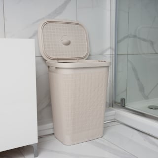 427669-addis-hessian-60l-laundry-hamper-with-lid-2
