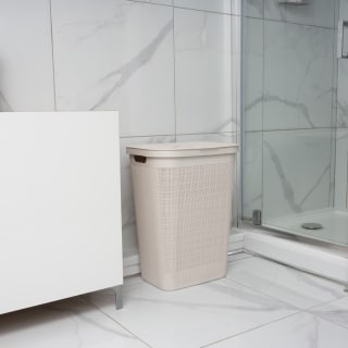 427669-addis-hessian-60l-laundry-hamper-with-lid